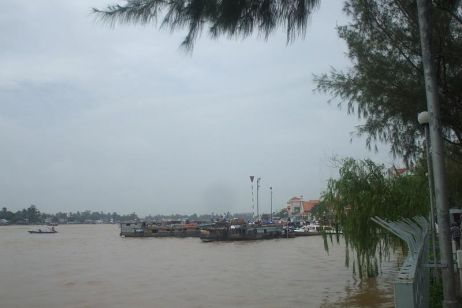 Ninh Kieu Pier